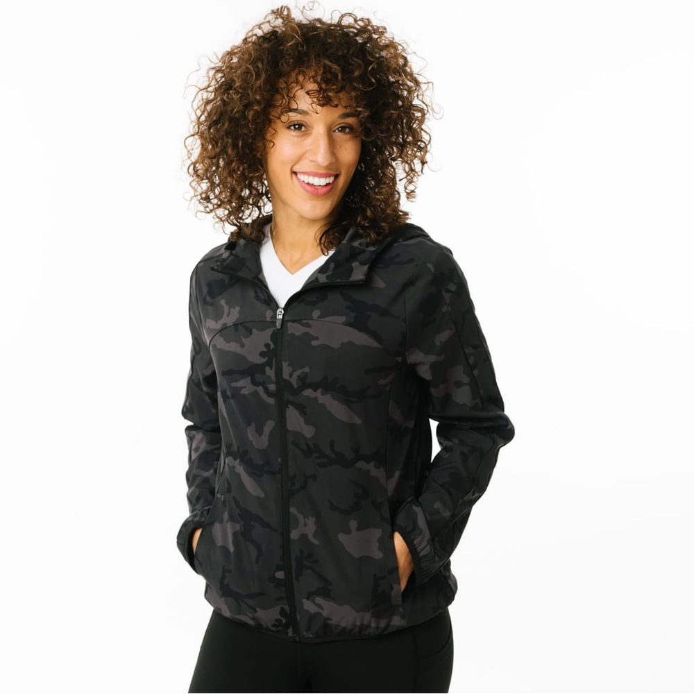 Forest Camo Zipper Hoodie Jacket ZYIA Medium NWT 1447